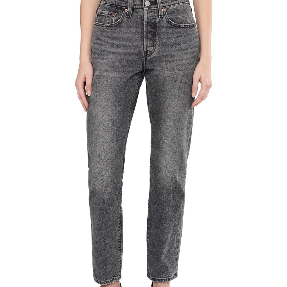 High-Rise Straight Leg Women's Jeans in Washed Gray